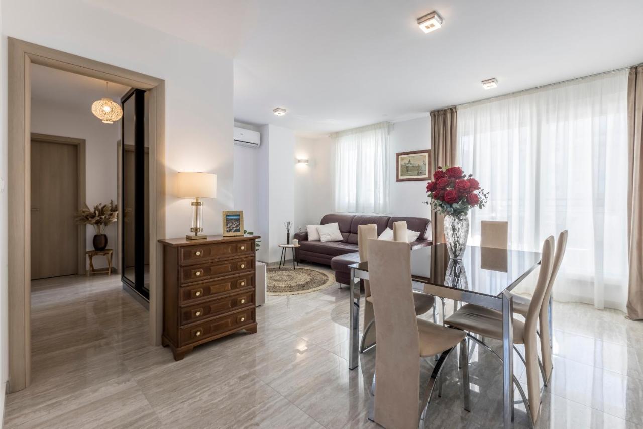 Luxury Rooftop Apartment Zalato Split Exterior photo