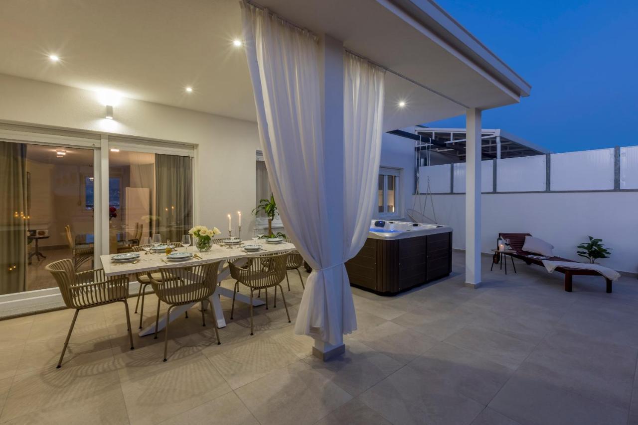 Luxury Rooftop Apartment Zalato Split Exterior photo
